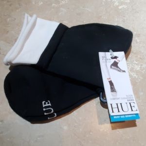 HUE Black with White Cuff Cushioned Socks
